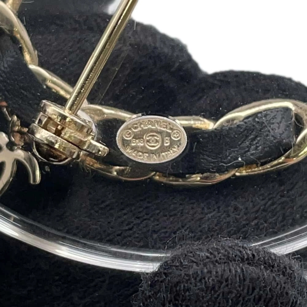 CHANEL Black Brooch - Picture 7 of 8